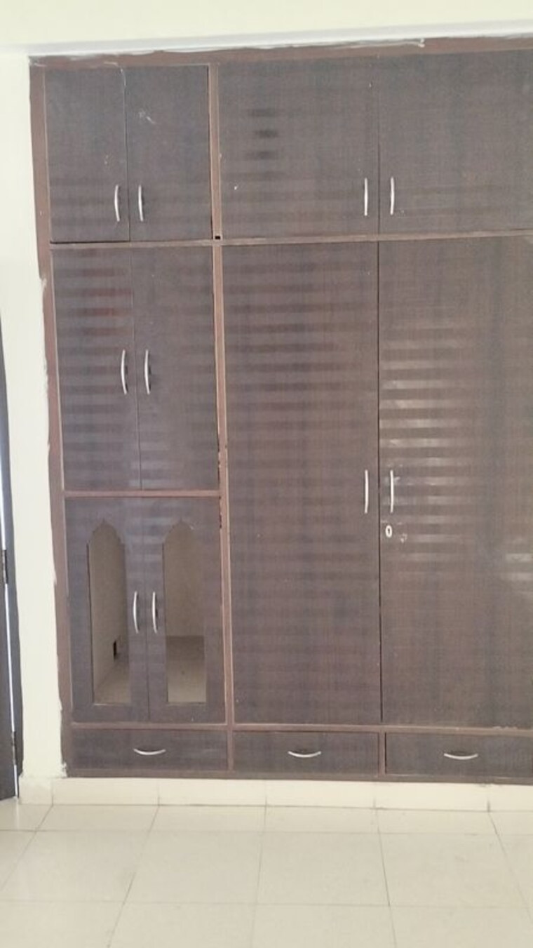 Bathroom, srs-royal-hills 3 Bedroom 1600 Sq.Ft. Builder Floor In Sector 87 Faridabad 10426282