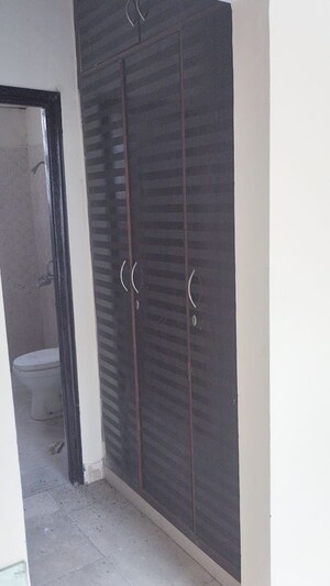 Bathroom in 3 BHK Builder Floor at SRS Royal Hills, Sector 87 – for Rent