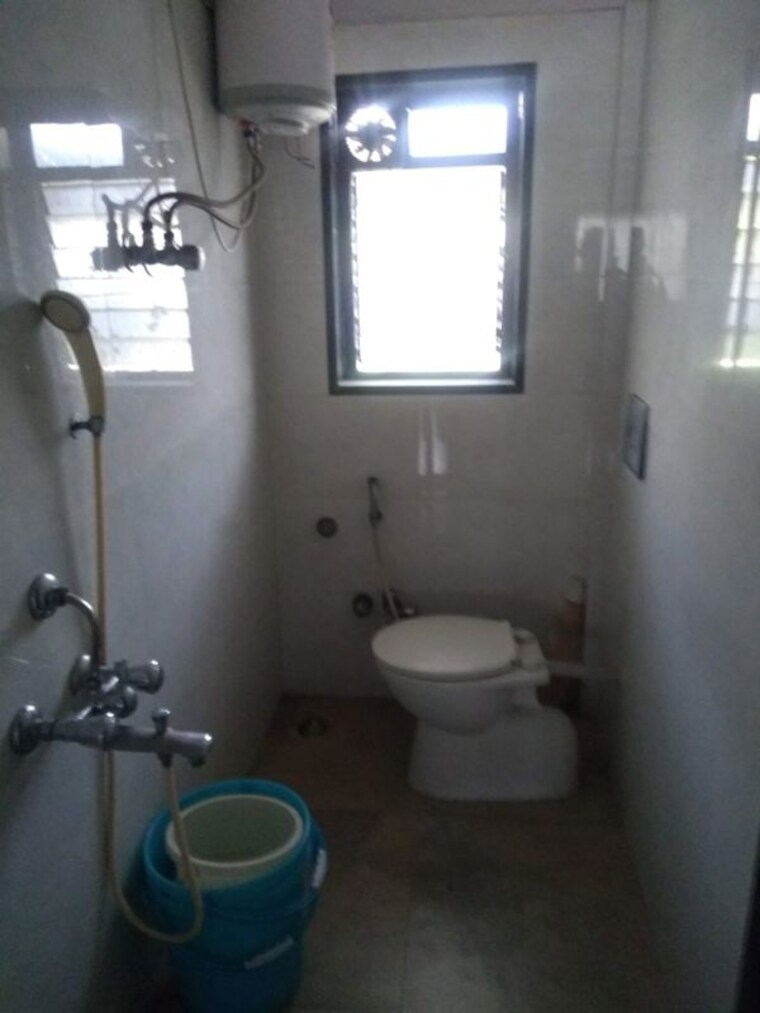 Bathroom, himgiri-lokupvan-phase-ii-chs-ltd 2 Bedroom 750 Sq.Ft. Apartment In Vasant Vihar Thane 10426301