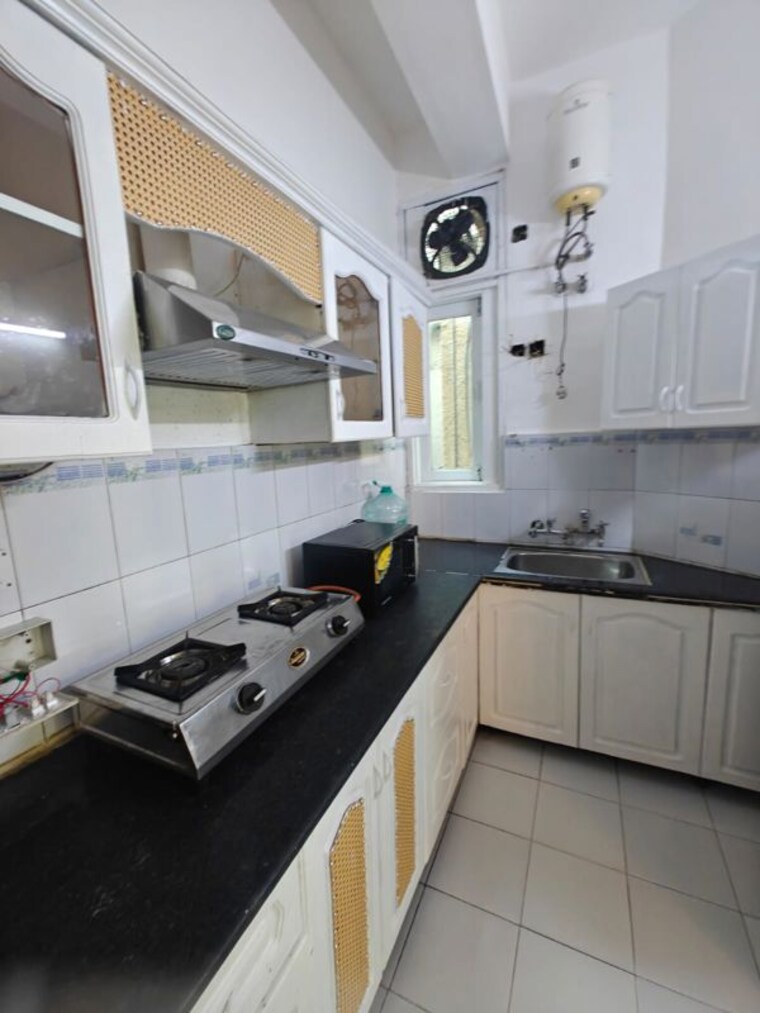 Kitchen, greater kailash ii 2 Bedroom 1000 Sq.Ft. Builder Floor In Greater Kailash ii Delhi 10426313