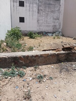  Plot For Sale in Bais Godam