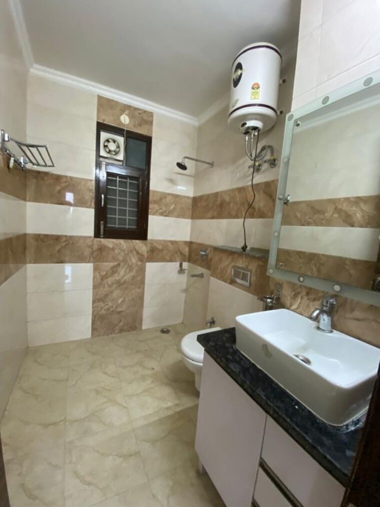 Kitchen, ansal-plaza-sector-23 3 Bedroom 270 Sq.Yd. Builder Floor In Sector 23 Gurgaon 10426341