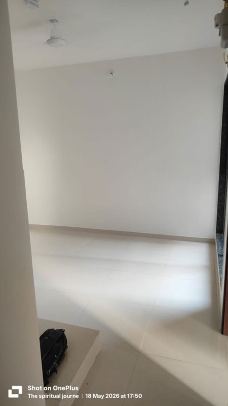 Room, runwal-eirene 1 Bedroom 350 Sq.Ft. Apartment In Balkum Pada Thane 10426355