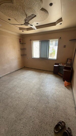 Room in  Apartment at Shubhada Residency, Ganesh Nagar – for Sale
