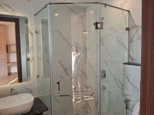 Bathroom in 3 BHK Builder Floor at Raj One Good Earth, Sector 71 – for Rent