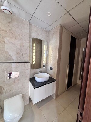 Bathroom in 3 BHK Builder Floor at Raj One Good Earth, Sector 71 – for Rent