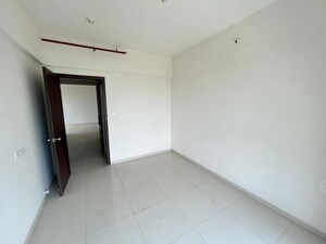 Room in 3 BHK Apartment at Mantra Monarch, Balewadi – for Rent