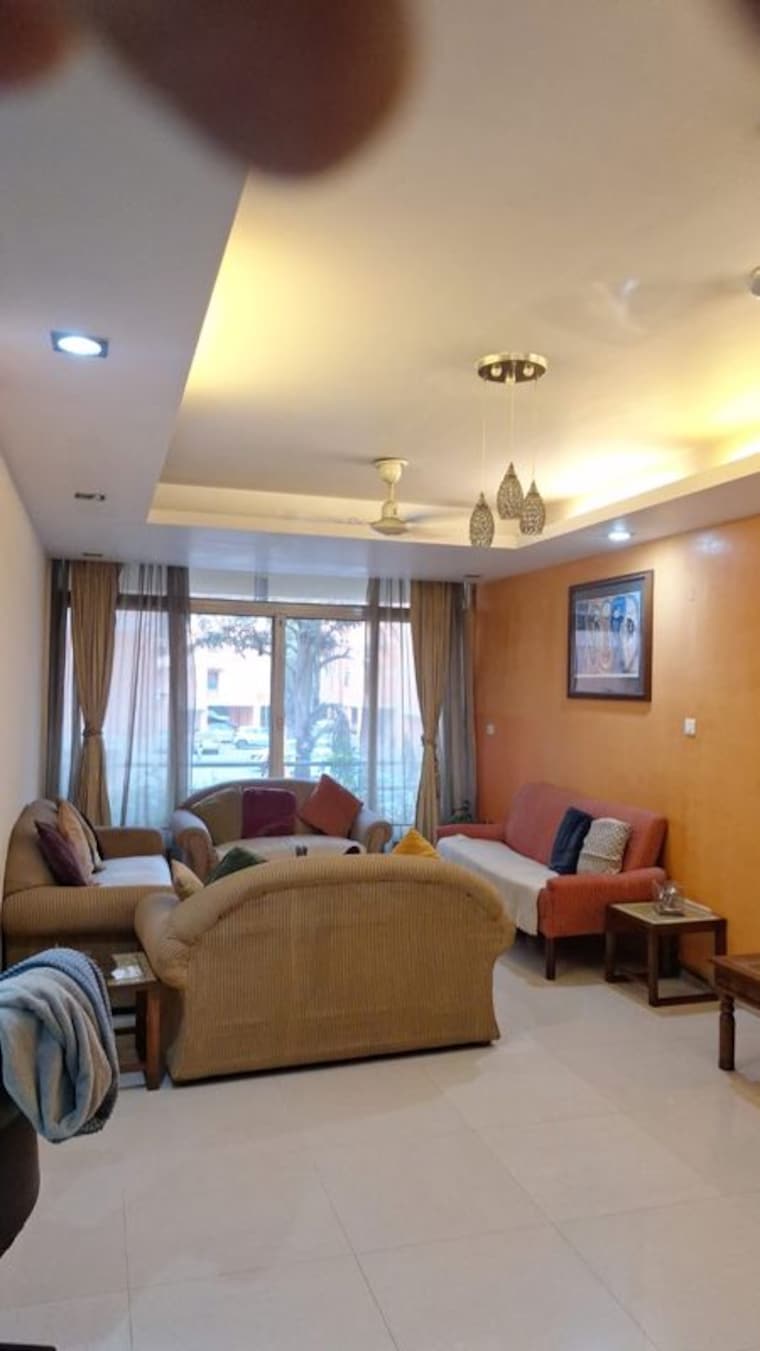 Living Room, ip extension 3 Bedroom 1500 Sq.Ft. Apartment In Ip Extension Delhi 10426372