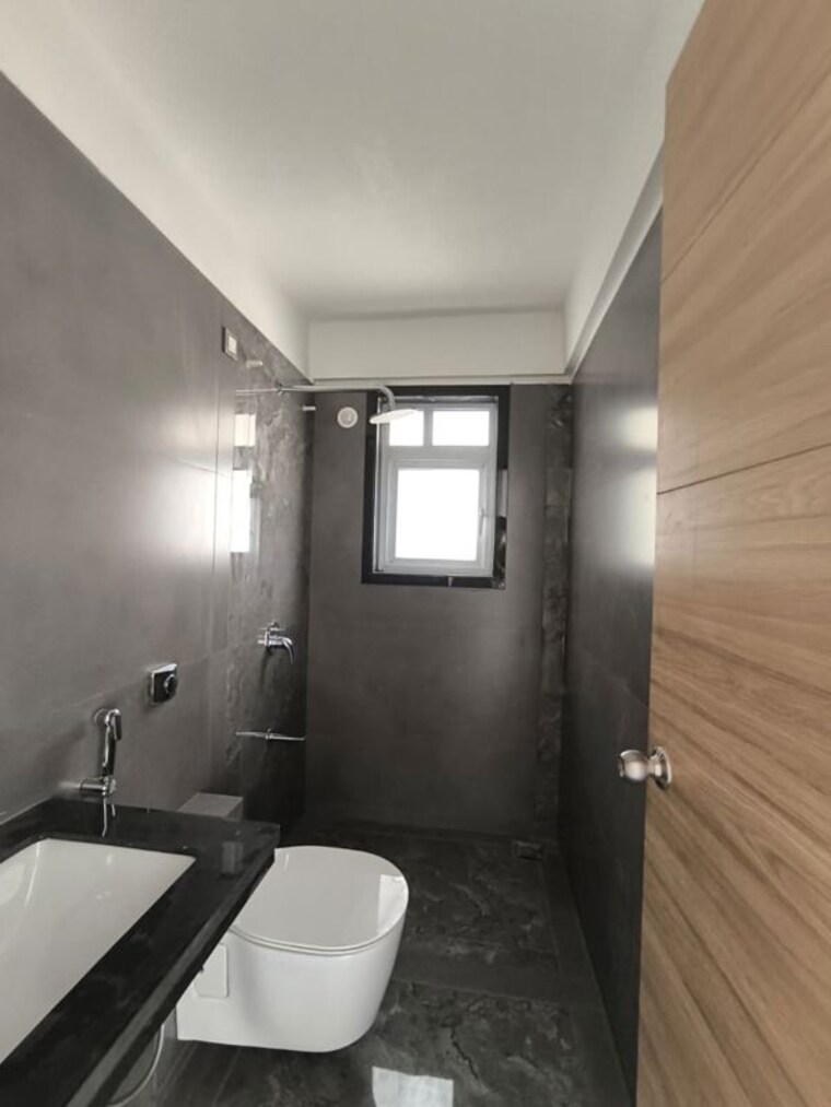 Bathroom, kamgar putala vasahat 3 Bedroom 1105 Sq.Ft. Apartment In Kamgar Putala Vasahat Pune 10426352