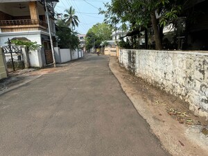   Plot at Koorkenchery – for Sale