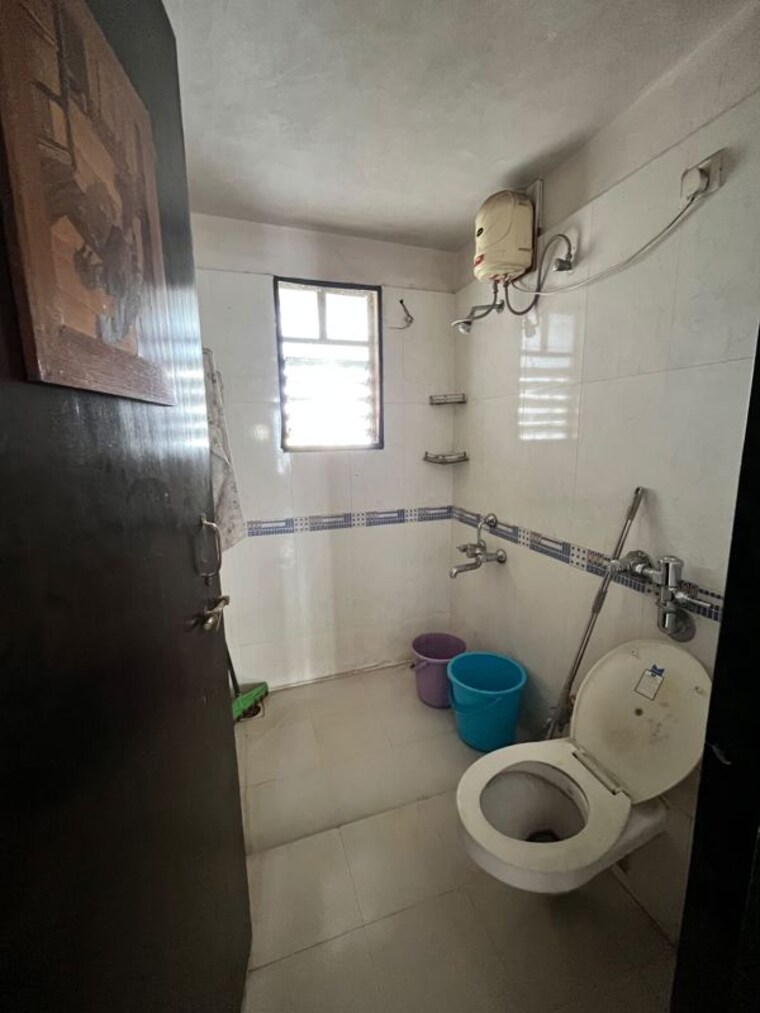 Bathroom, kapil-tranquil-greens 3 Bedroom 1675 Sq.Ft. Apartment In Baner Pune 10426413