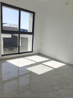 3 BHK Apartment For Sale in Kamgar Putala Vasahat