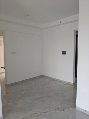 Room in 3 BHK Apartment at Kamgar Putala Vasahat – for Sale