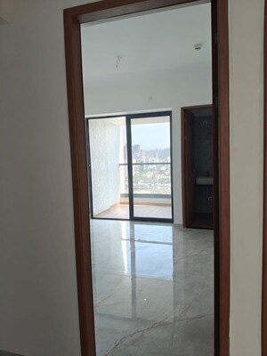 Room in 3 BHK Apartment at Kamgar Putala Vasahat – for Sale