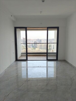 Room in 3 BHK Apartment at Kamgar Putala Vasahat – for Sale
