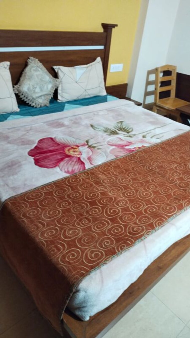 Bedroom, sushma-valencia 3 Bedroom 1800 Sq.Ft. Apartment In International Airport Road Zirakpur 10426423