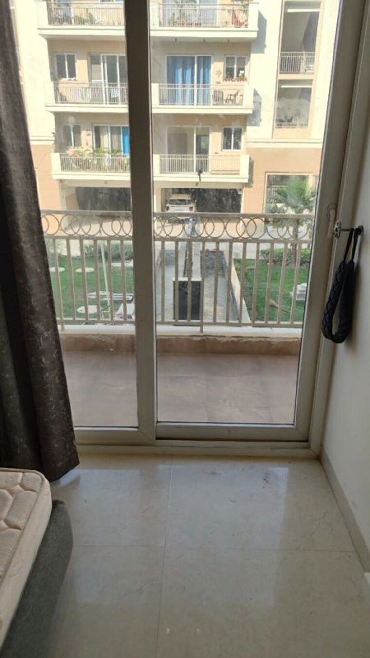 Balcony, sushma-valencia 3 Bedroom 1800 Sq.Ft. Apartment In International Airport Road Zirakpur 10426423
