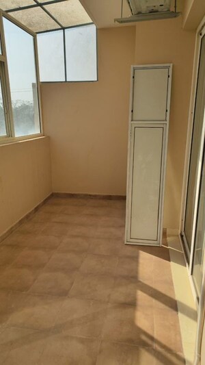 Room in 3 BHK Apartment at Sushma Valencia, International Airport Road – for Rent