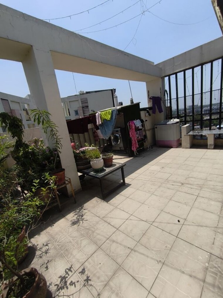  Parking, sushma-elite-cross 4 Bedroom 1750 Sq.Ft. Apartment In Dhakoli Zirakpur 10418595