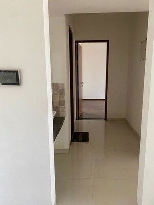 Room in 2 BHK Apartment at Kolte Patil 24K Altura, Baner – for Rent