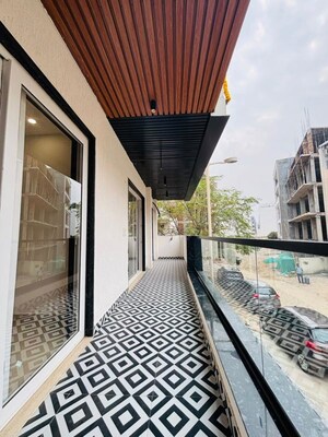 3 BHK Builder Floor – Exterior View View at BPTP Green Oaks, Sector 70a - for Sale