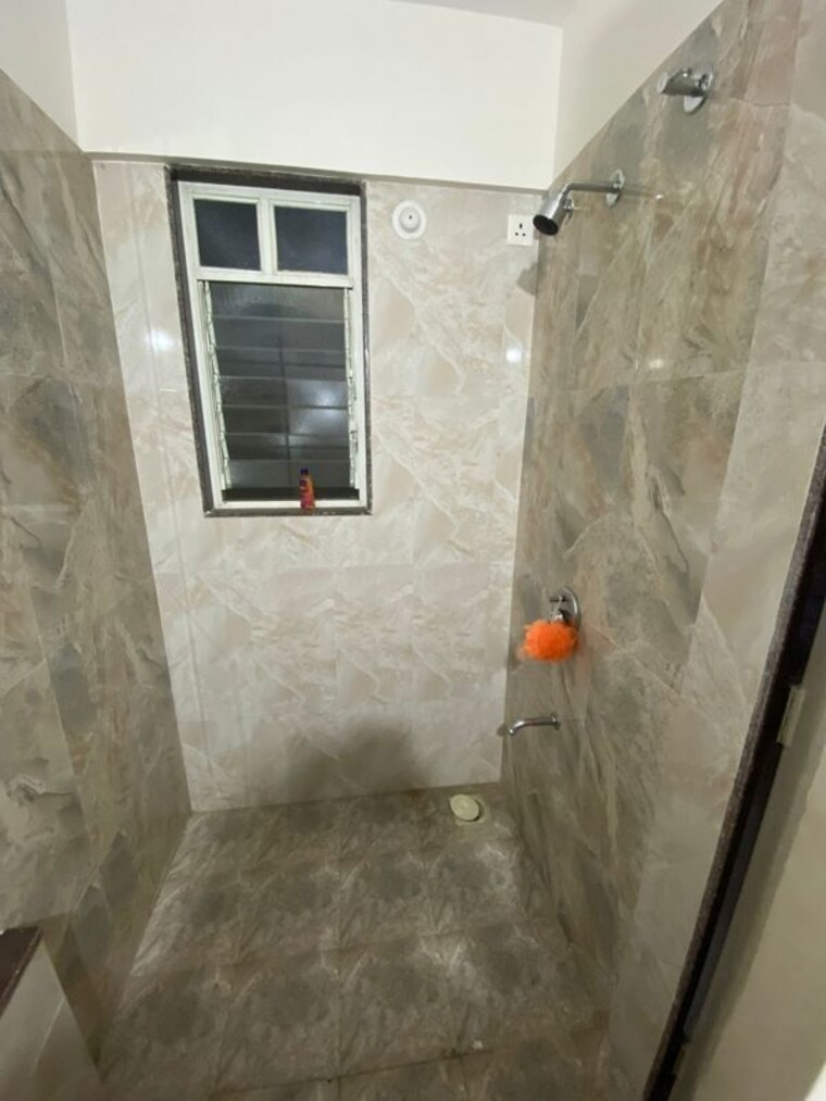 Bathroom, b-u-bhandari-vaastu-viva 2 Bedroom 850 Sq.Ft. Apartment In Wakad Pune 10406694