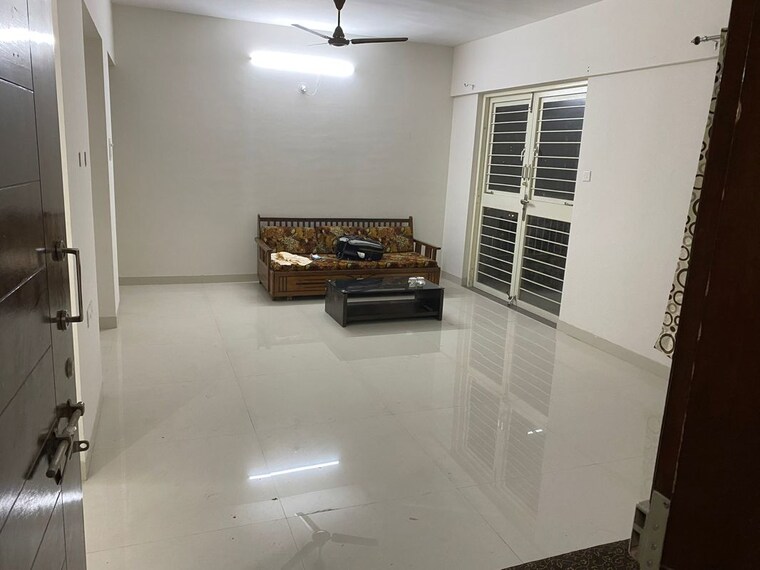 Living Room, b-u-bhandari-vaastu-viva 2 Bedroom 850 Sq.Ft. Apartment In Wakad Pune 10406694