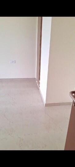 2 BHK Apartment For Rent in Dosti West County