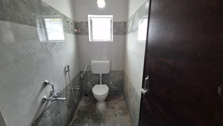 Bathroom, naihati 2 Bedroom 636 Sq.Ft. Apartment In Naihati Kolkata 10426529