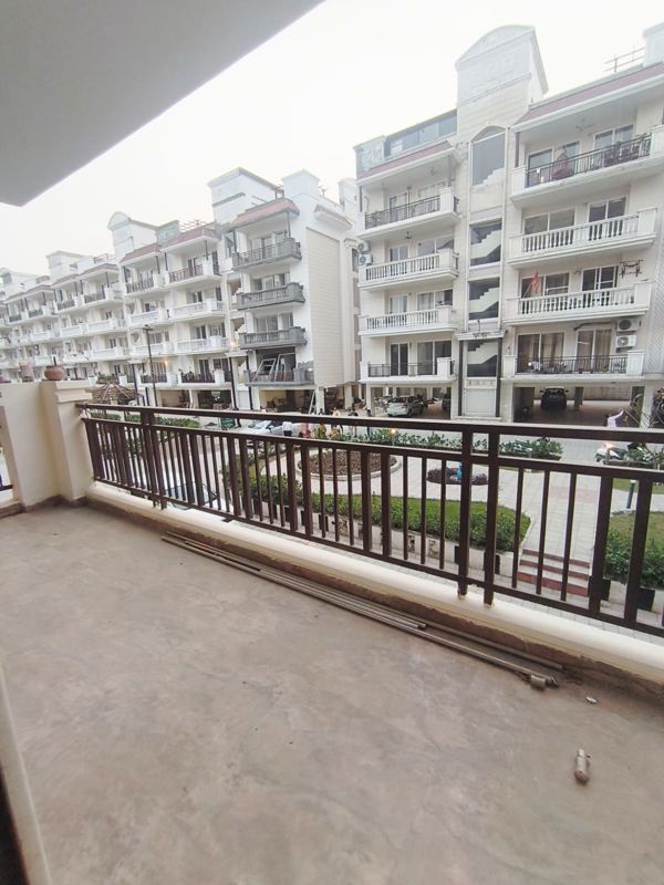3 BHK Builder Floor For Rent in Green Valley Residencia