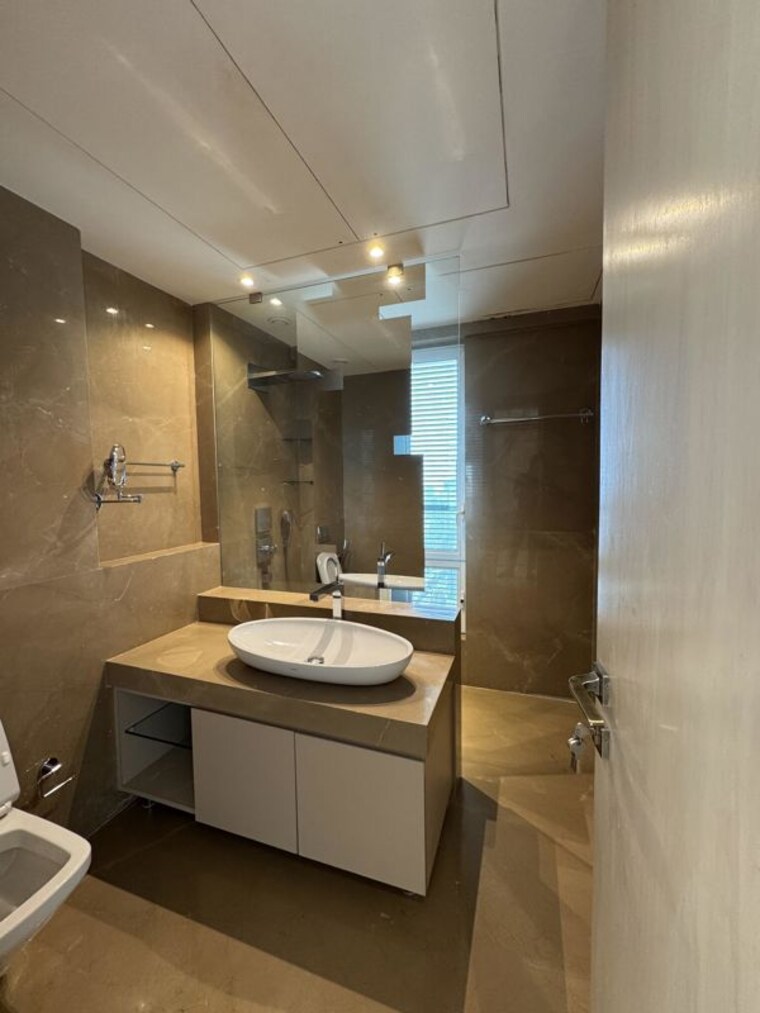 Bathroom, k-raheja-vivarea 3 Bedroom 2090 Sq.Ft. Apartment In Mahalaxmi Mumbai 10426575