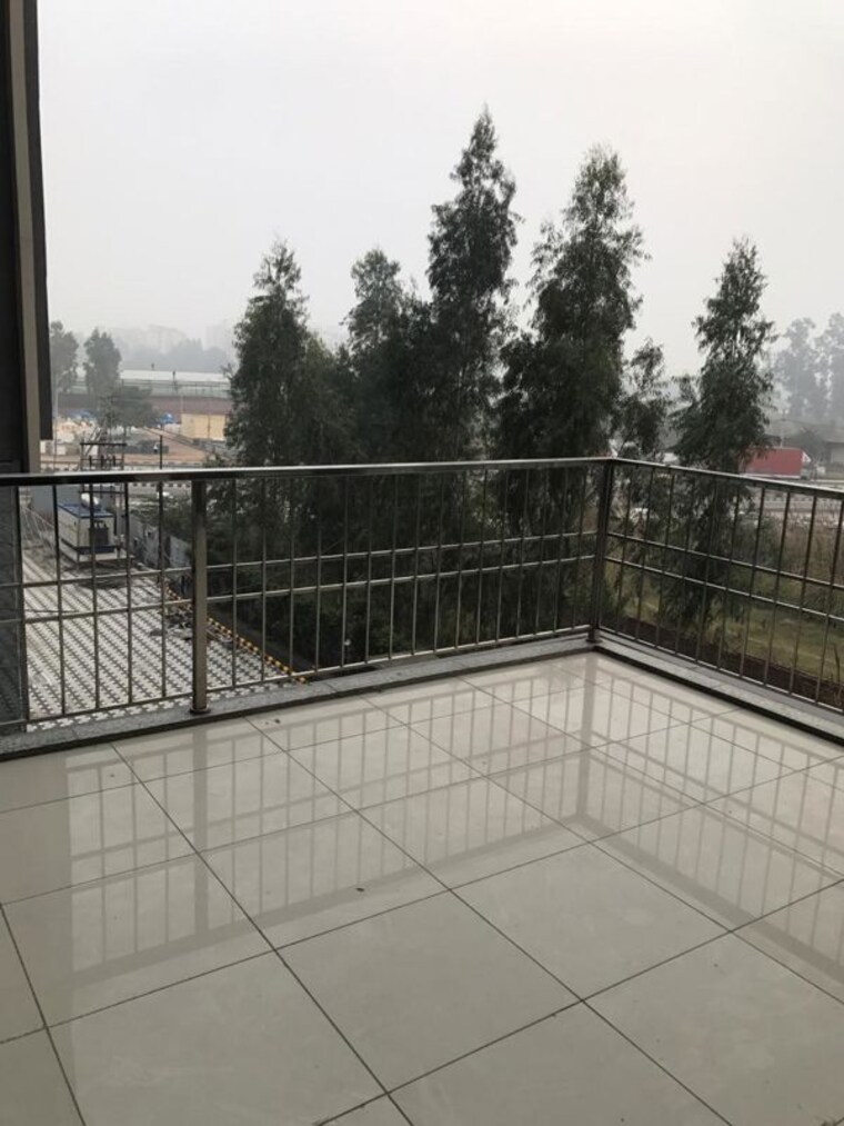 Balcony, nabha Commercial Office Space 1000 Sq.Ft. In Nabha Zirakpur 10426562