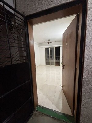 2 BHK Apartment – Entrance View at BK Jhala Kapil Woodrow Estate Phase 2, Wanwadi - for Rent