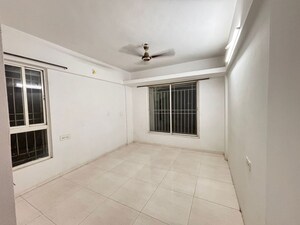 Room in 2 BHK Apartment at BK Jhala Kapil Woodrow Estate Phase 2, Wanwadi – for Rent
