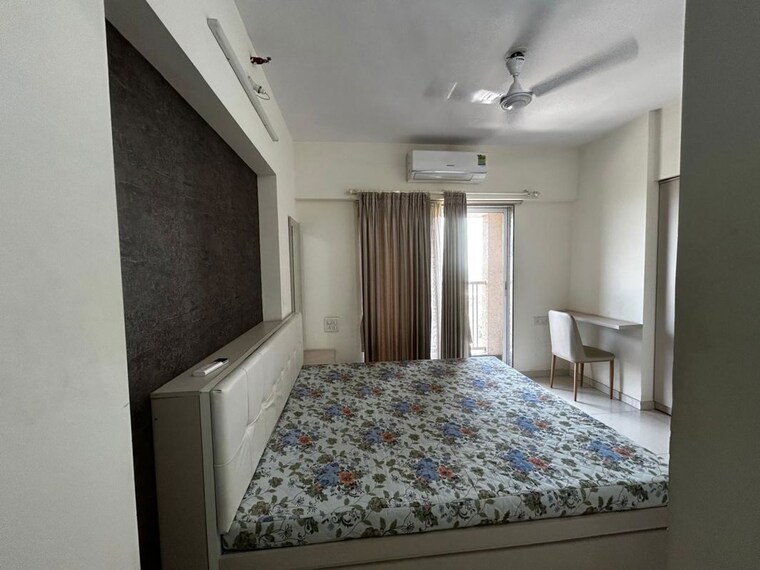 Bedroom, raunak-bliss-phase-a3 1 Bedroom 400 Sq.Ft. Apartment In Ghodbunder Road Thane 10426615