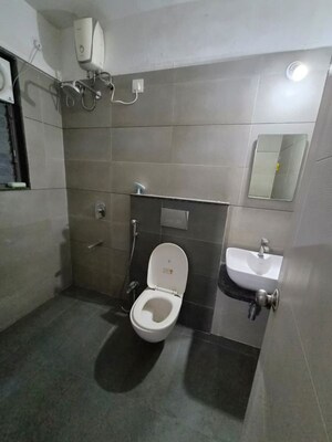 Bathroom in 2 BHK Apartment at Kumar Padmalaya, Aundh – for Rent