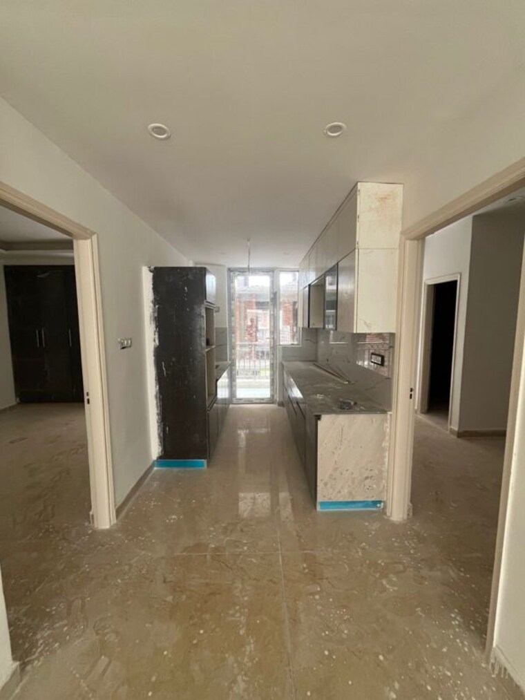 Kitchen/pantry, bollywood-esencia 3 Bedroom 1872 Sq.Ft. Builder Floor In Ghazipur Zirakpur 10426622
