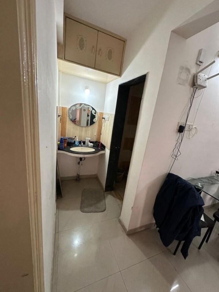 Bathroom, g-k-rajaveer-palace 2 Bedroom 750 Sq.Ft. Apartment In Pimple Saudagar Pune 10426674