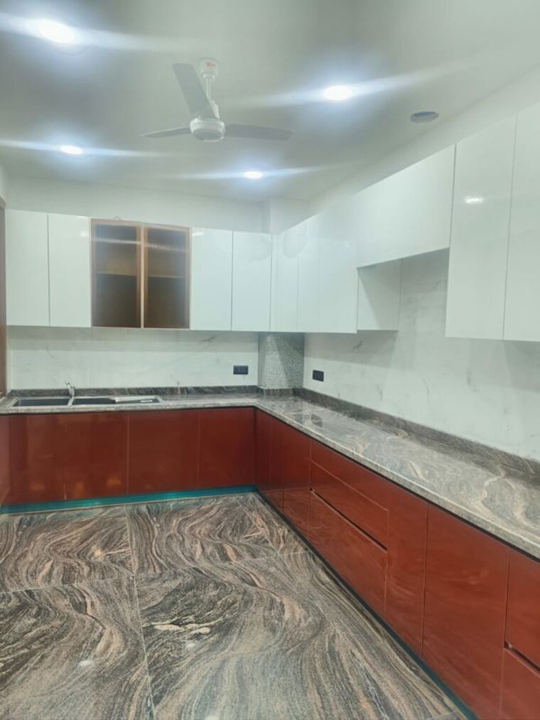 Kitchen, green park extension 4 Bedroom 311 Sq.Yd. Builder Floor In Green Park Extension Delhi 10426697