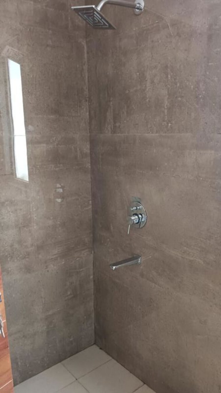 Bathroom, medi city 3 Bedroom 1500 Sq.Ft. Builder Floor In Medi City Gurgaon 10426705