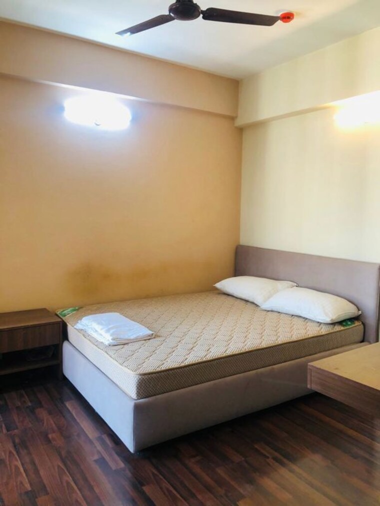 Bedroom, paras-tierea-studio-apartments 1 Bedroom 495 Sq.Ft. Apartment In Sector 137 Noida 10426719