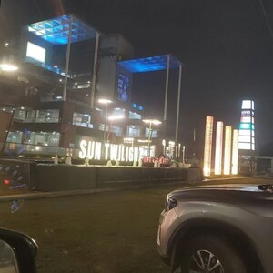  Office Space For Sale in Sun Twilight, Sector 27 Yamuna Expressway