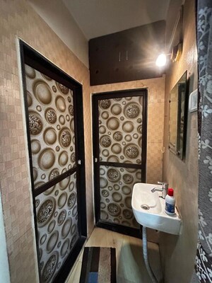 Furnished Amenities in 2 BHK Apartment at Kishor Sukur Enclave A, Ghodbunder Road – for Rent