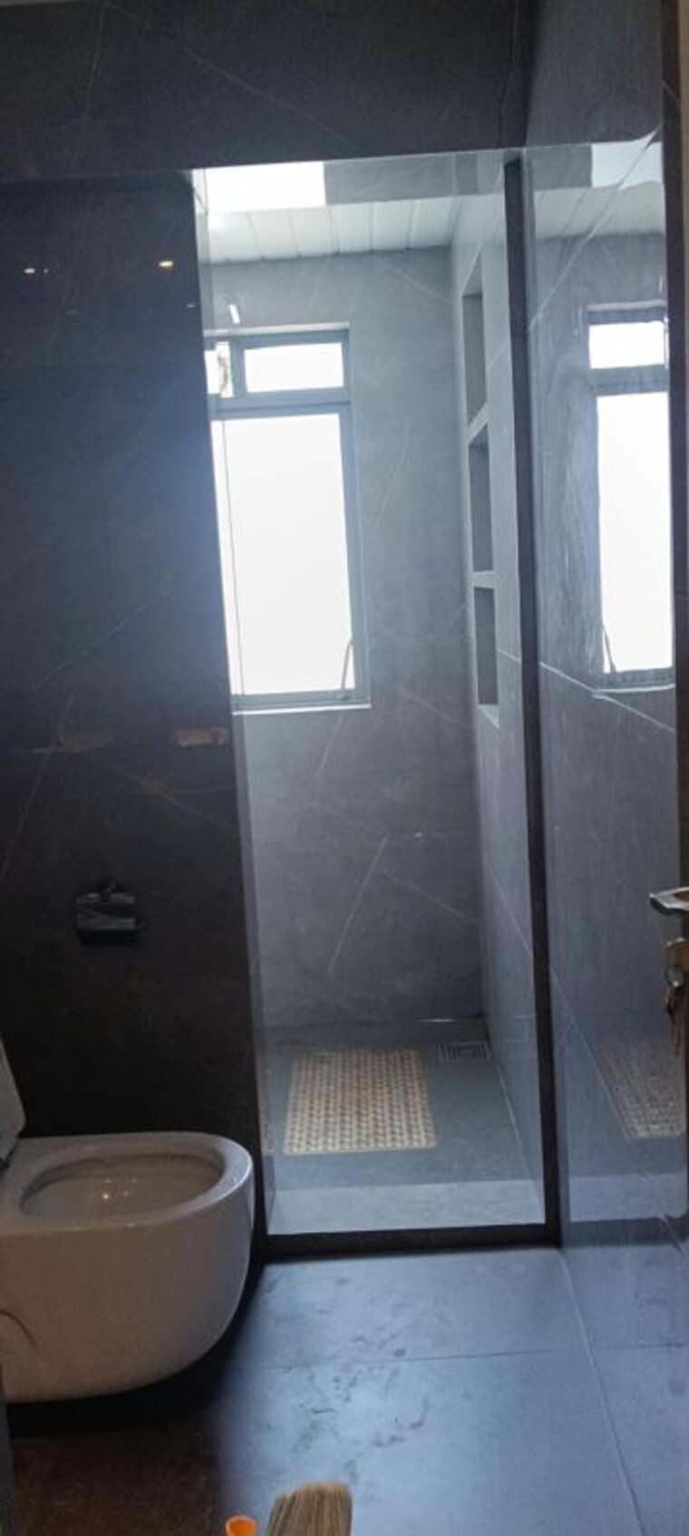 Bathroom, highland-park-andheri-west 3 Bedroom 1550 Sq.Ft. Apartment In Andheri West Mumbai 10426711