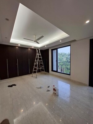 Room in 4 BHK Builder Floor at Greater Kailash I – for Rent