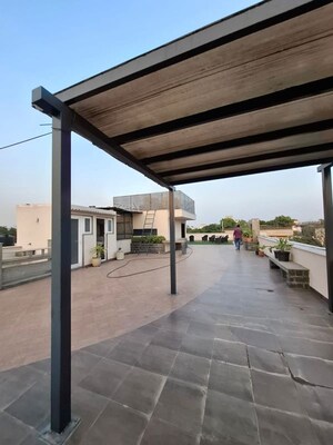 Parking in 4 BHK Builder Floor at Greater Kailash I – for Rent