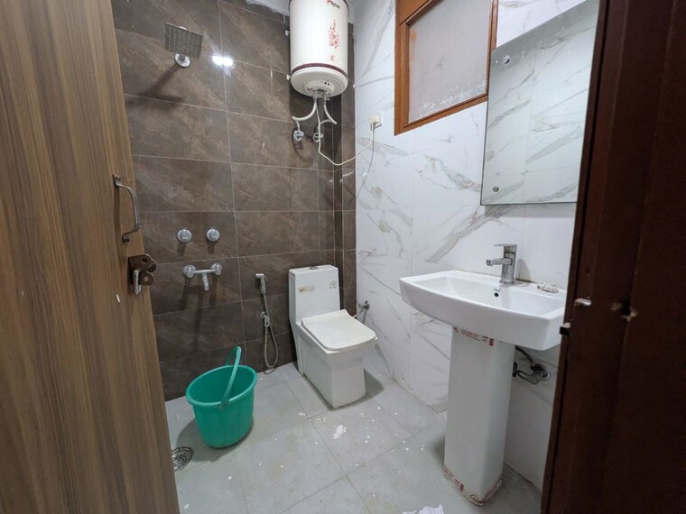 Bathroom, saket 2 Bedroom 800 Sq.Ft. Builder Floor In Saket Delhi 10426794