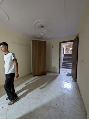 Bedroom in 2 BHK Builder Floor at Saket – for Rent