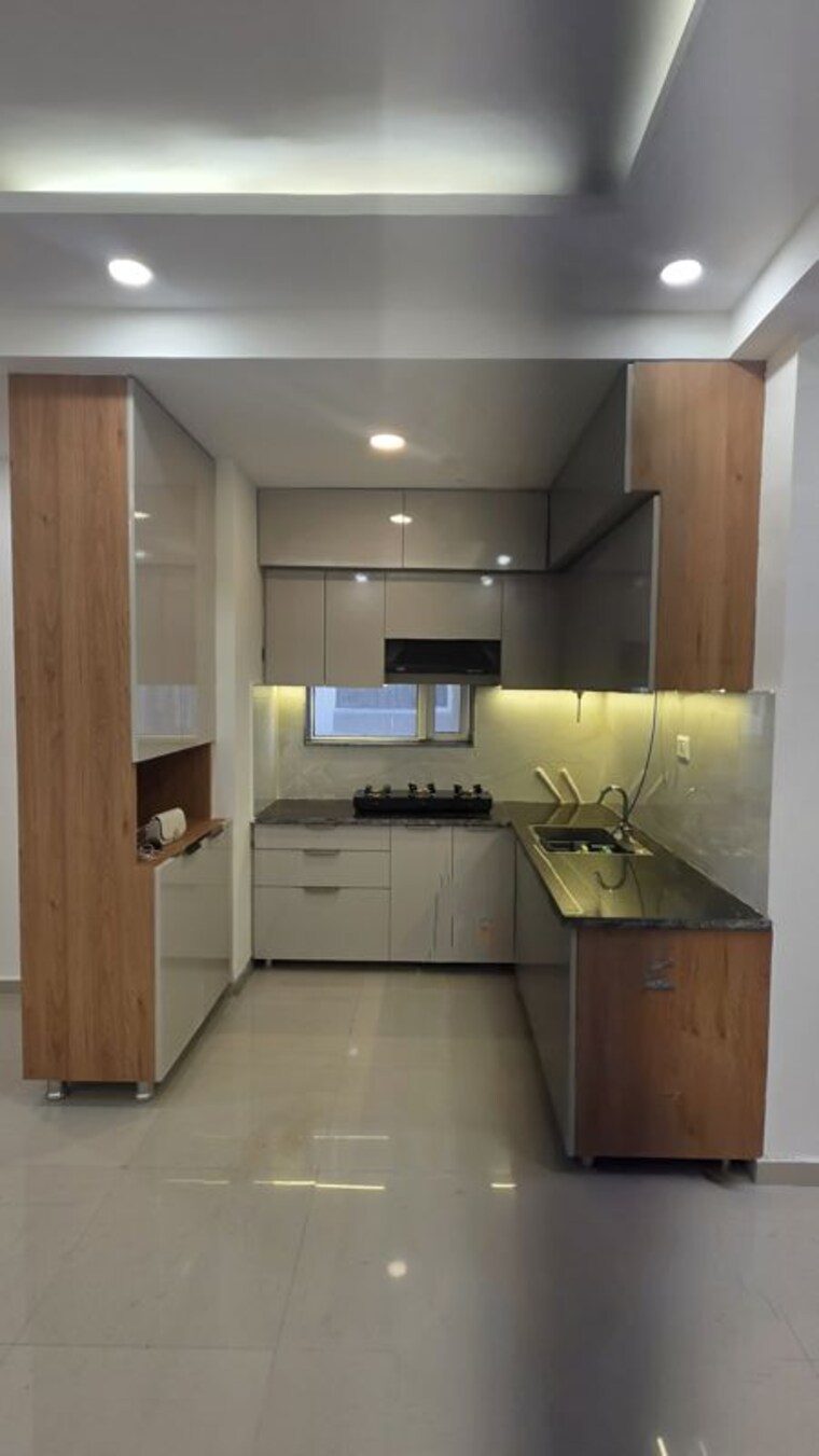 Kitchen, pyramid-midtown 2 Bedroom 1050 Sq.Ft. Apartment In Sector 59 Gurgaon 10426860
