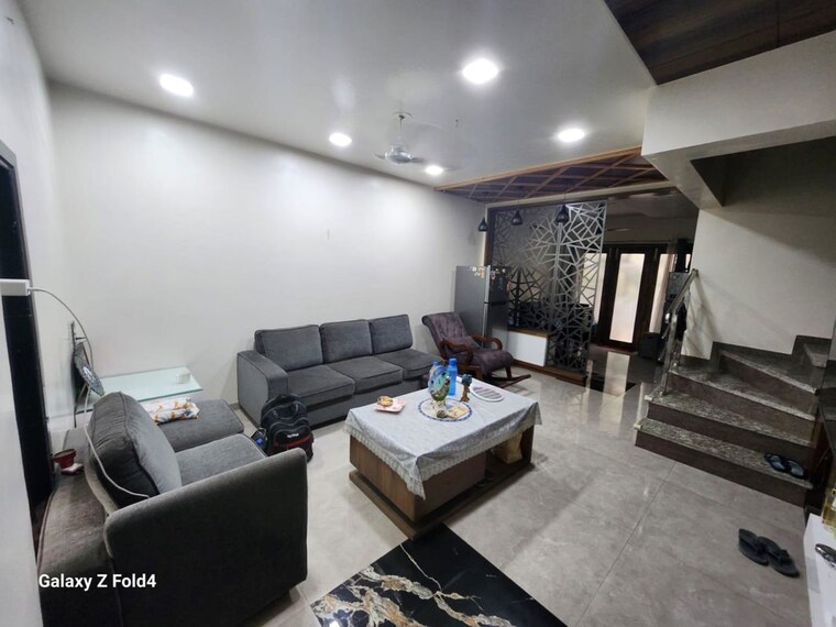 Living Room, clover-gardens 3 Bedroom 2150 Sq.Ft. Apartment In Koregaon Park Pune 10426796